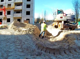 Жовтень 2025 року