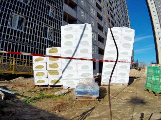 Жовтень 2025 року