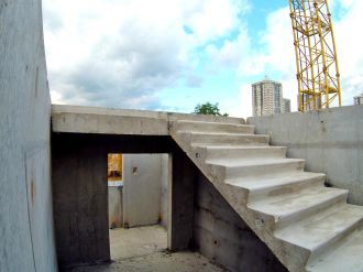 Жовтень 2025 року