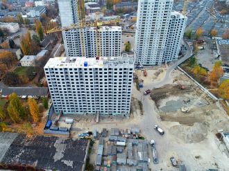 Жовтень 2021 року
