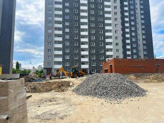 Квітень 2023 року