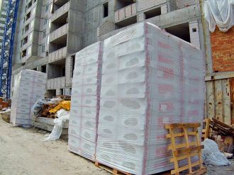 Квітень 2025 року