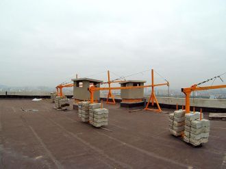 Жовтень 2025 року