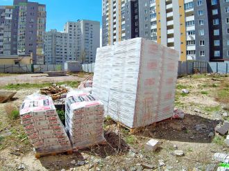 Квітень 2026 року